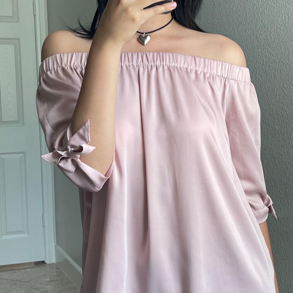 H&M Women's Pink Off the Shoulder Satin Blouse Tie Sleeve Top Size 6 Stretchy